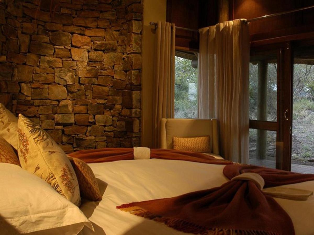 Buffalo Ridge Safari Lodge Заповедник Мадикве Экстерьер фото